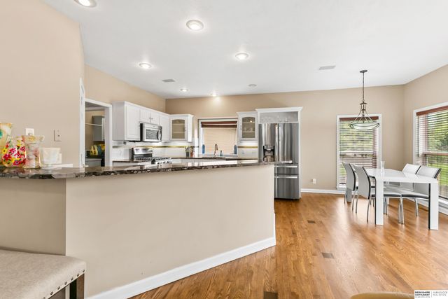 17451 Y Street, Omaha, NE 68135