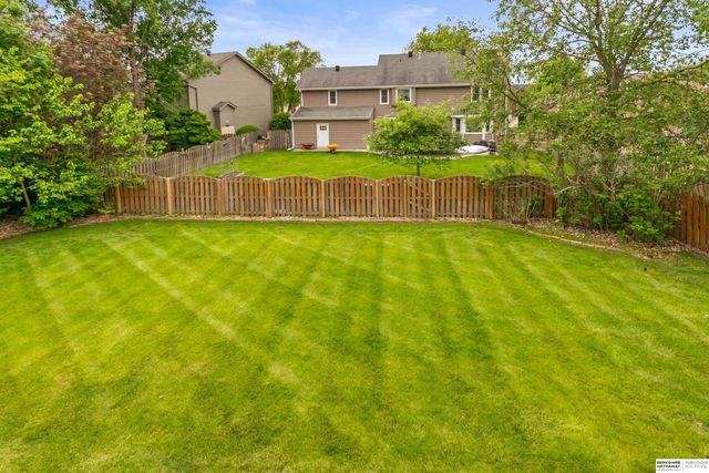 17451 Y Street, Omaha, NE 68135