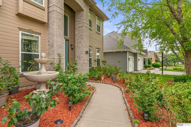 17451 Y Street, Omaha, NE 68135