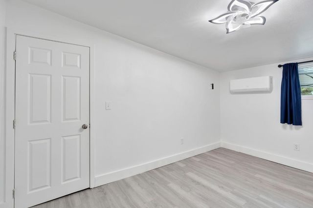 2352 Cabrillo Way, Hanford, CA 93230