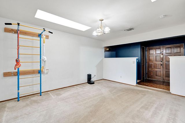 2352 Cabrillo Way, Hanford, CA 93230