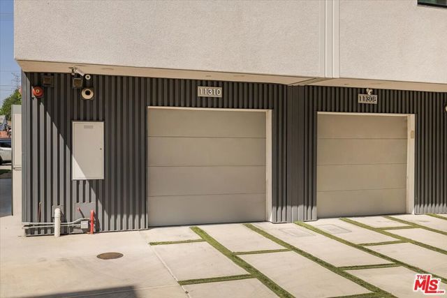 11310 Victory Boulevard, North Hollywood (los Angeles), CA 91606