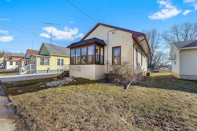 440 GROVE STREET, Fond Du Lac, WI 54935