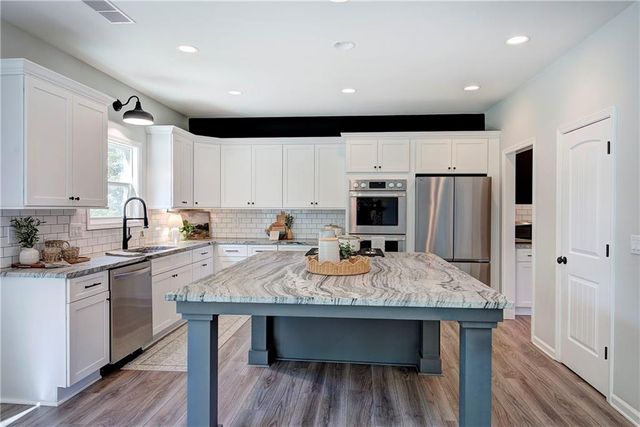 14 Brownwood Drive SE, Cartersville, GA 30120
