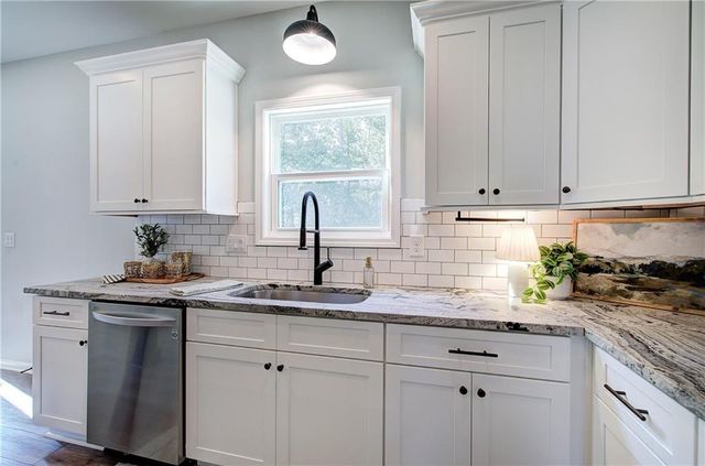 14 Brownwood Drive SE, Cartersville, GA 30120