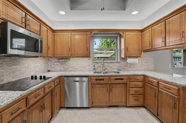 8301 NW 79th Street, Oklahoma City, OK 73132