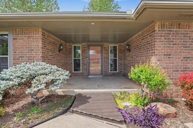 8301 NW 79th Street, Oklahoma City, OK 73132