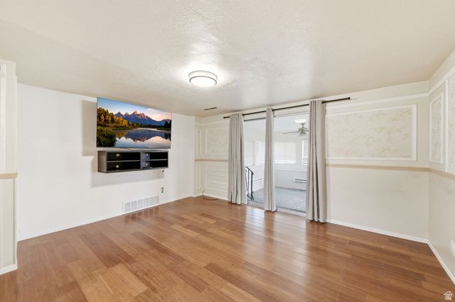 4723 S MADISON AVE, South Ogden, UT 84403