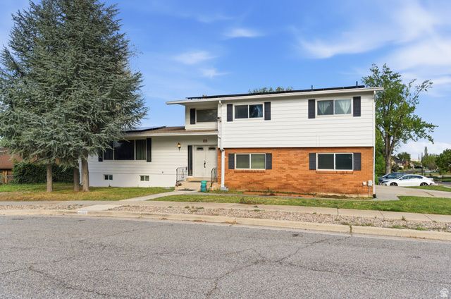 4723 S MADISON AVE, South Ogden, UT 84403