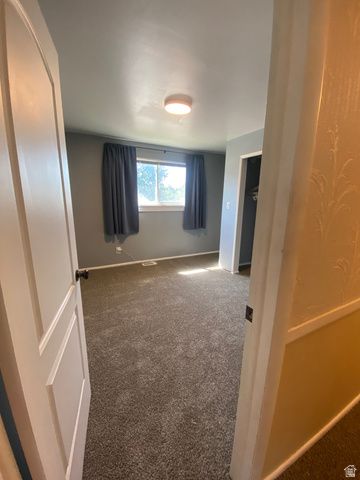 4723 S MADISON AVE, South Ogden, UT 84403