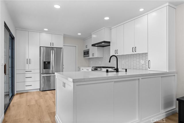 1072 Tustin Pines, Tustin, CA 92780