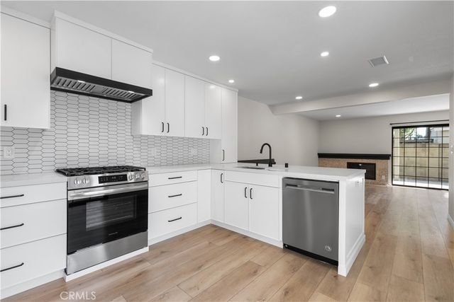 1072 Tustin Pines, Tustin, CA 92780