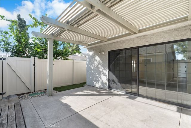 1072 Tustin Pines, Tustin, CA 92780