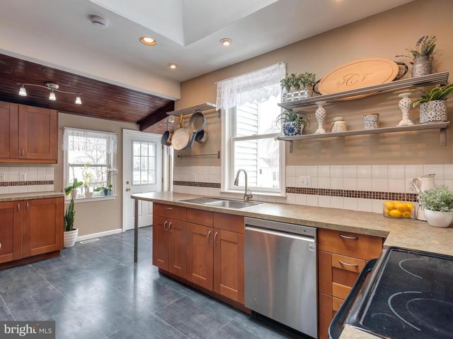 227 HIGHLAND AVE, Downingtown, PA 19335