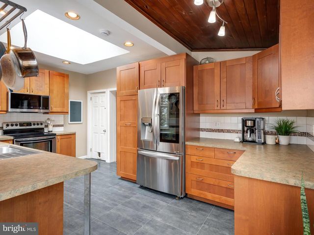 227 HIGHLAND AVE, Downingtown, PA 19335