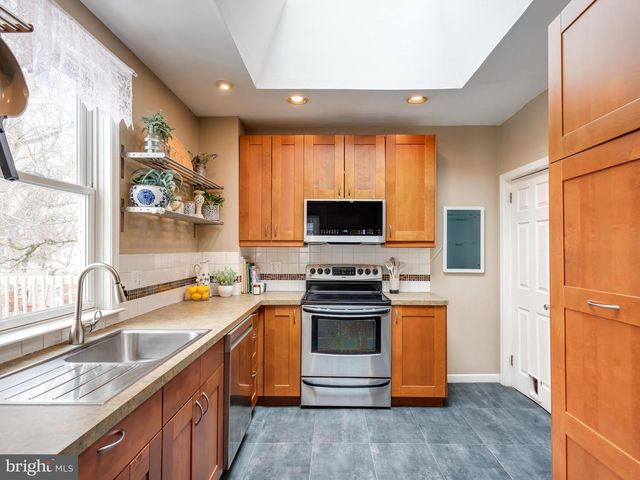 227 HIGHLAND AVE, Downingtown, PA 19335