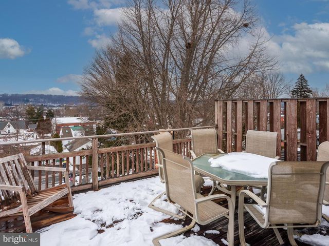 227 HIGHLAND AVE, Downingtown, PA 19335