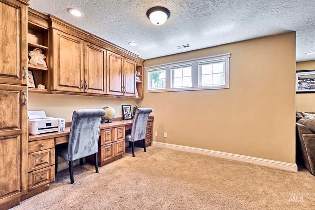 5490 N Beethoven Ave, Meridian, ID 83646