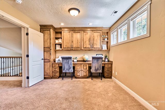 5490 N Beethoven Ave, Meridian, ID 83646