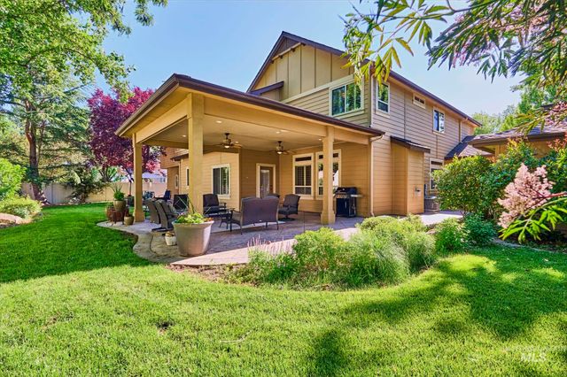 5490 N Beethoven Ave, Meridian, ID 83646