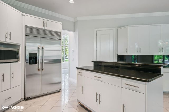 55766 Apple Lane, Shelby Twp, MI 48316