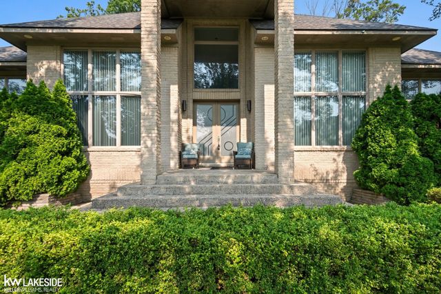 55766 Apple Lane, Shelby Twp, MI 48316