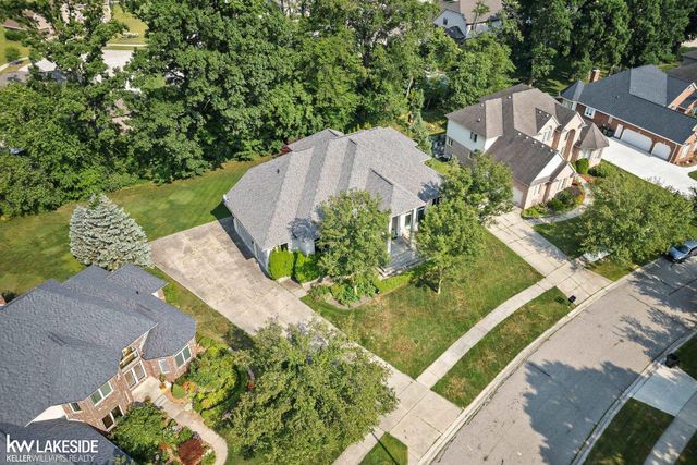 55766 Apple Lane, Shelby Twp, MI 48316