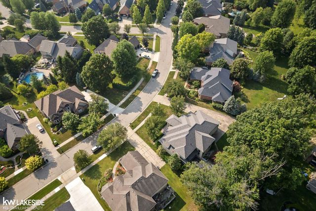 55766 Apple Lane, Shelby Twp, MI 48316