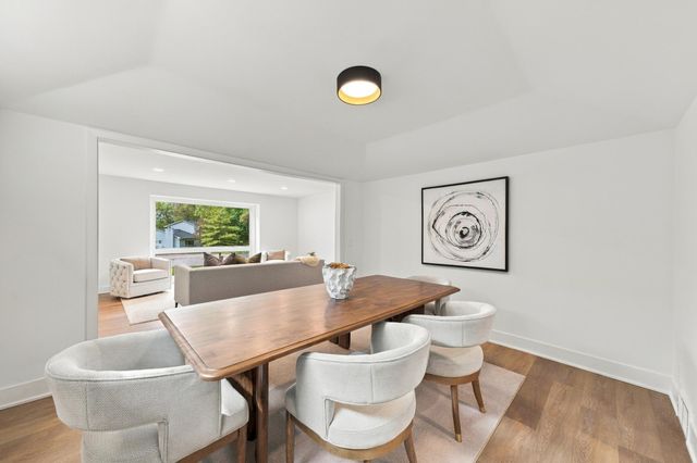 16724 Blenheim Way, Minnetonka, MN 55345