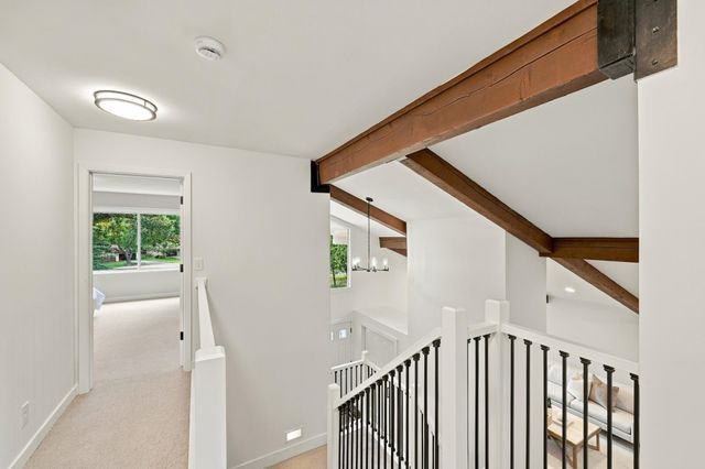 16724 Blenheim Way, Minnetonka, MN 55345