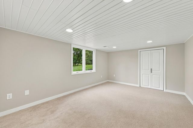 16724 Blenheim Way, Minnetonka, MN 55345