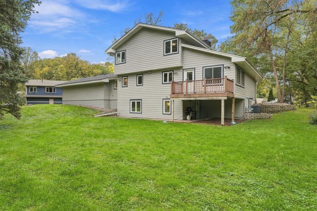 16724 Blenheim Way, Minnetonka, MN 55345