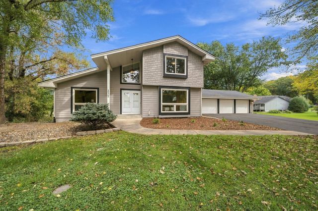 16724 Blenheim Way, Minnetonka, MN 55345