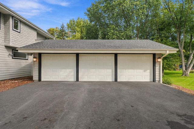 16724 Blenheim Way, Minnetonka, MN 55345