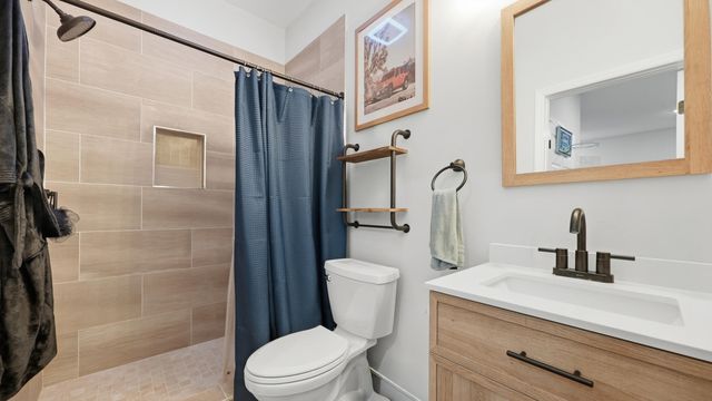 7424 Crowes Nest Drive, Harrison, TN 37341