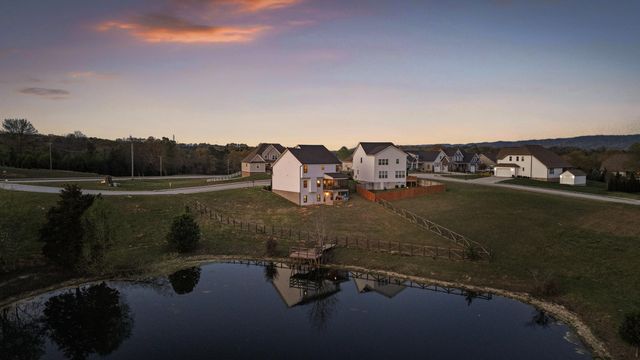 7424 Crowes Nest Drive, Harrison, TN 37341