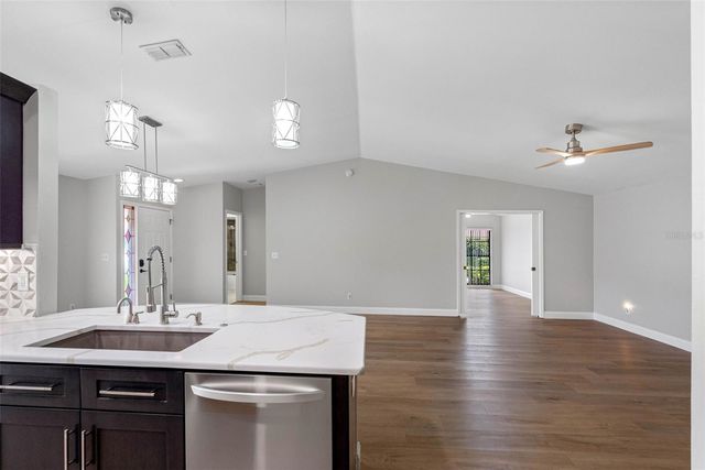 2022 ARBOR LANE, Clearwater, FL 33763