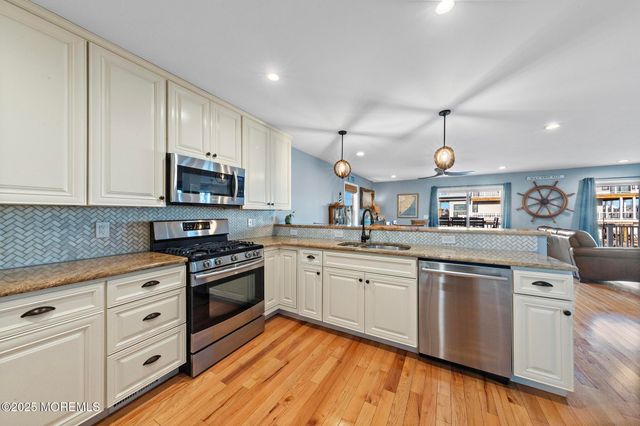 152 Morton Drive, Beach Haven West, NJ 08050