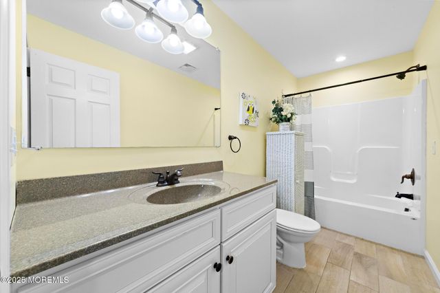 152 Morton Drive, Beach Haven West, NJ 08050