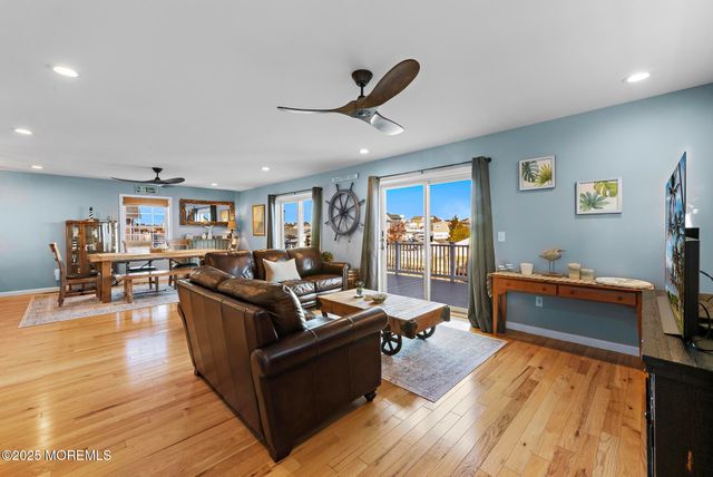 152 Morton Drive, Beach Haven West, NJ 08050