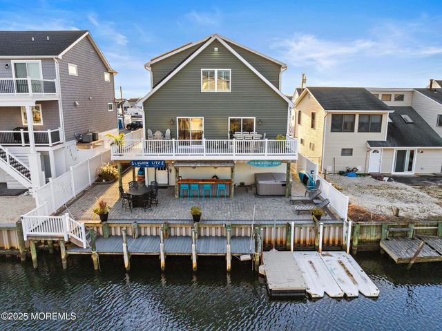 152 Morton Drive, Beach Haven West, NJ 08050