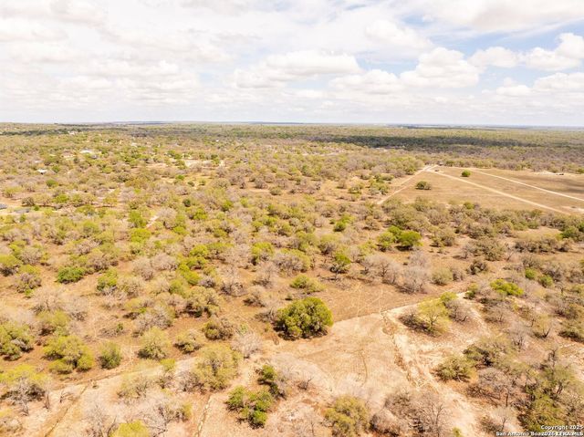 61 ACRES Crescent Ridge, Adkins, TX 78101