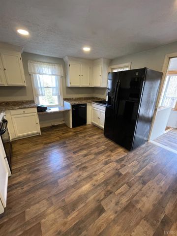 1712 Arkansas Avenue, Lynchburg, VA 24501