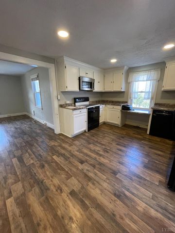 1712 Arkansas Avenue, Lynchburg, VA 24501