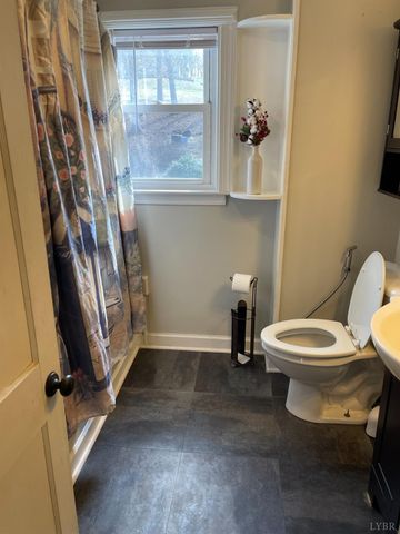 1712 Arkansas Avenue, Lynchburg, VA 24501