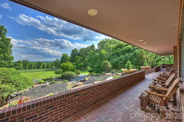 172 Tuckertown Road, New London, NC 28127