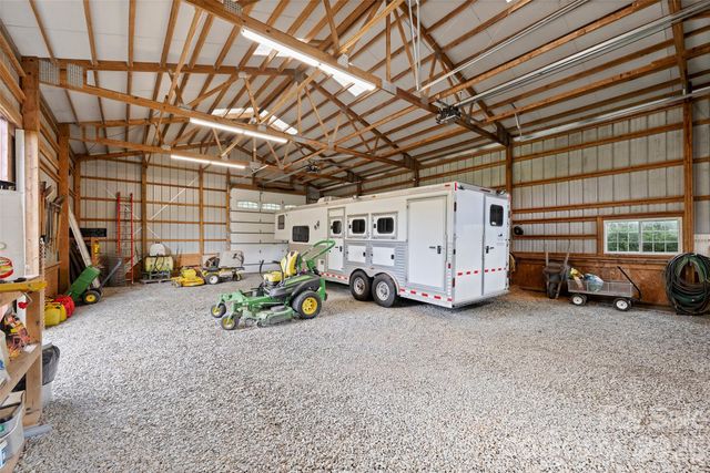 172 Tuckertown Road, New London, NC 28127