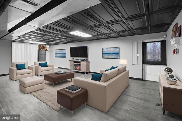 8802 PIKESVILLE, Pikesville, MD 21208