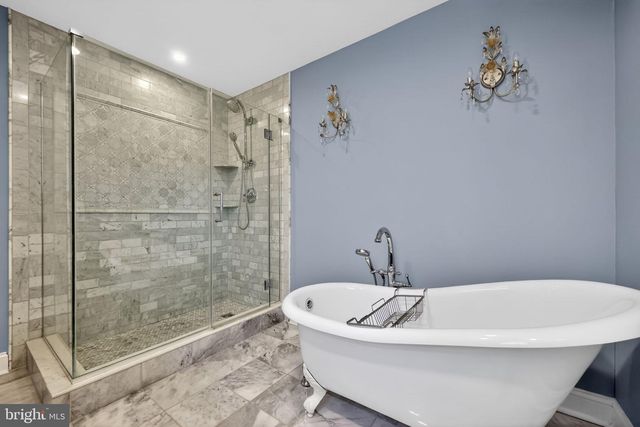 521 KINGS DR, Cherry Hill, NJ 08003