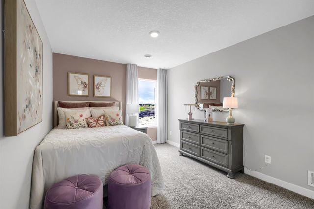 2060 Clearwater Terrace, Shakopee, MN 55379